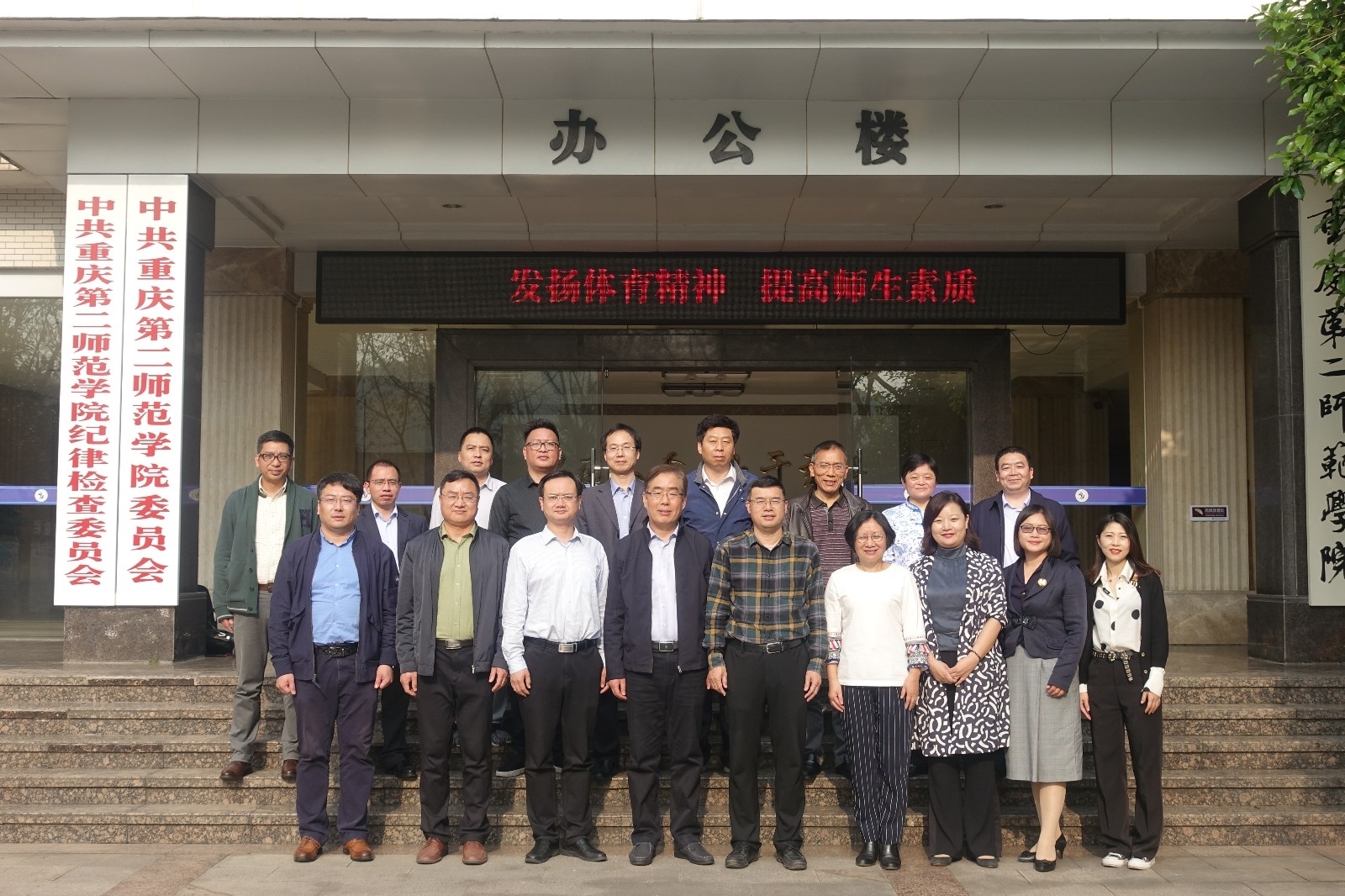 6fc8f6ba3bbbc280100d96a803c40e3.jpg 6fc8f6ba3bbbc280100d96a803c40e3.jpg